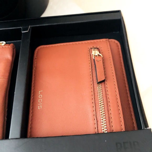 🎀Lodis Leather 💖Wristlet & Wallet Card Holder Gift Set - Picture 6 of 14